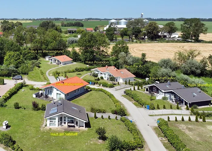 Daenische Ferienhaeuser Am Salzhaff Haus Wassermann * Poel